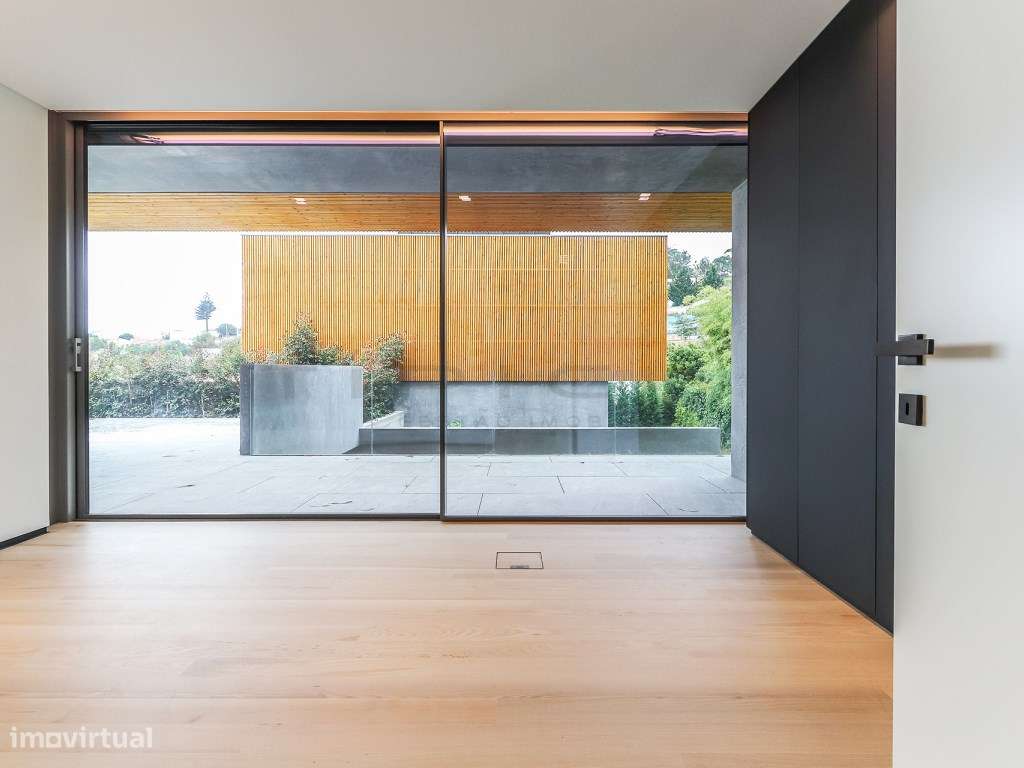 Moradia LUXO Condomínio Privado-21