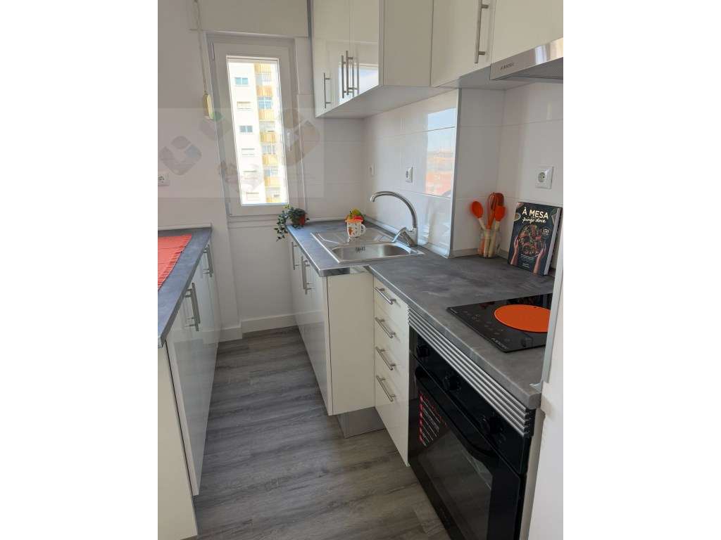 Apartamento T1 Venda Amadora-10