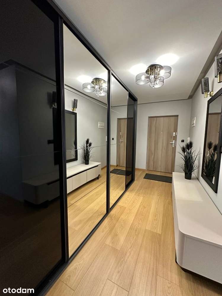 Klimatyczny apartament o podwyższonym standardzie-12