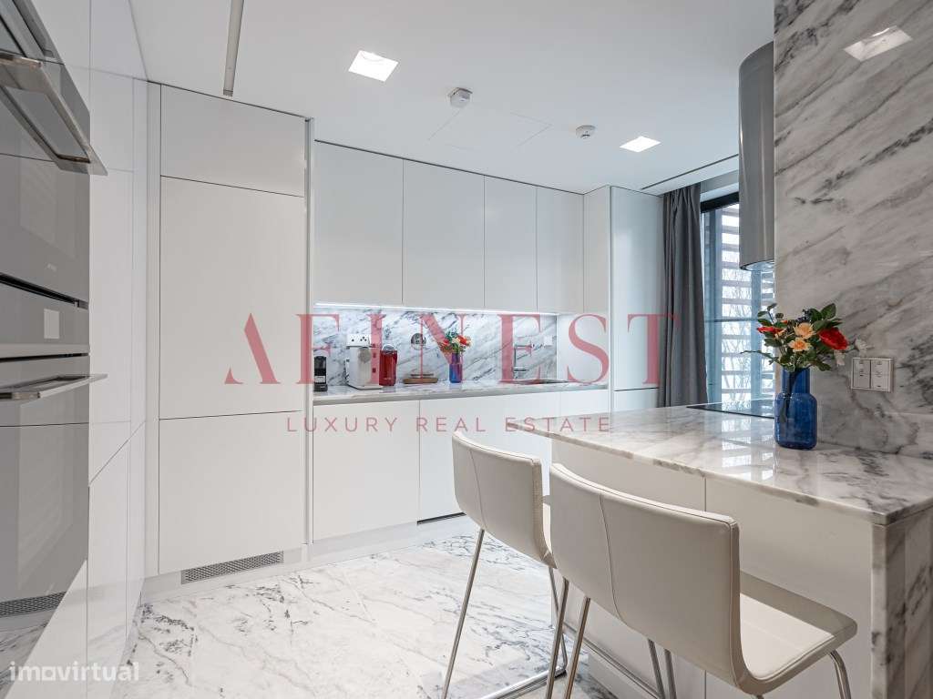 Apartamento T1 na Avenida António Augusto Aguiar - Lisboa - Grande imagem: 2/22