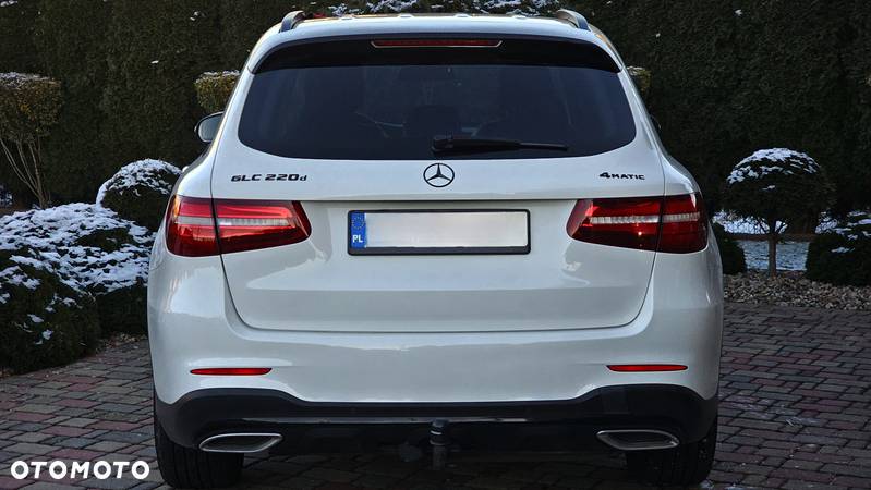 Mercedes-Benz GLC - 9