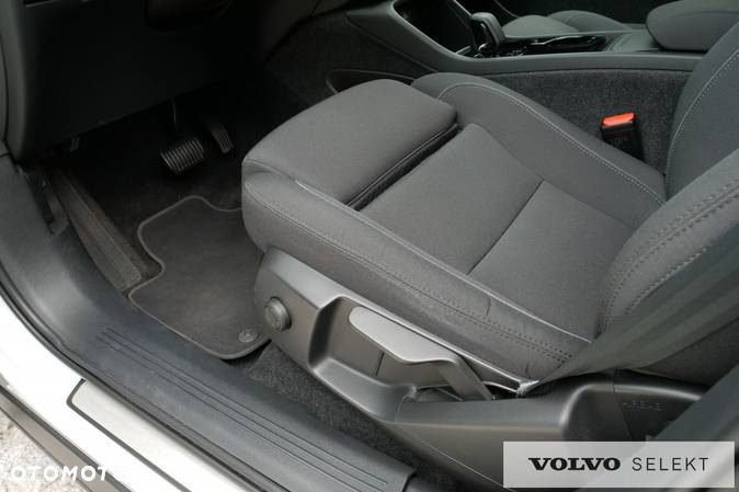 Volvo XC 40 - 19