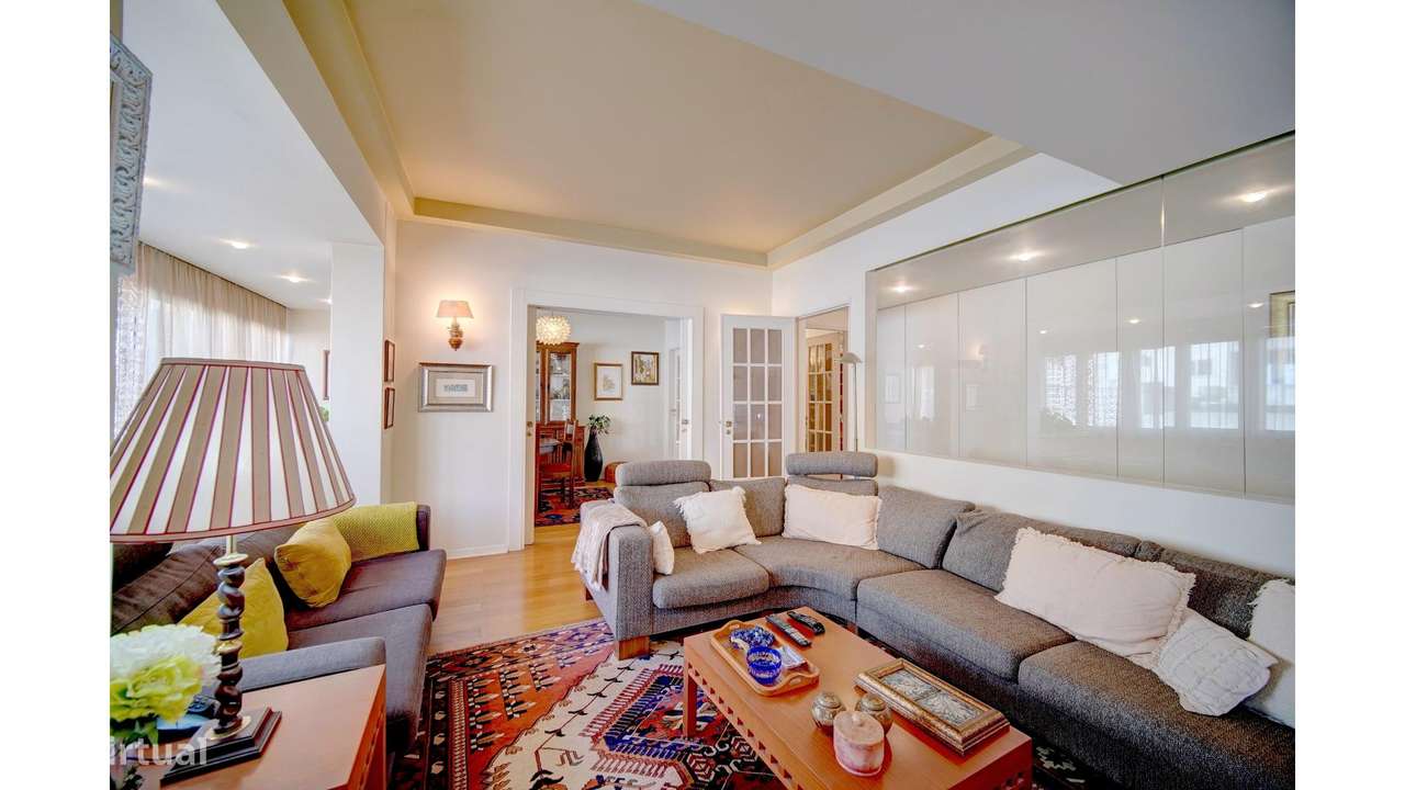 Apartamento T4 em Lisboa-11