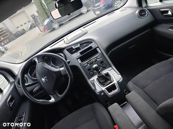 Peugeot 5008 1.6 HDi Style 7os - 12