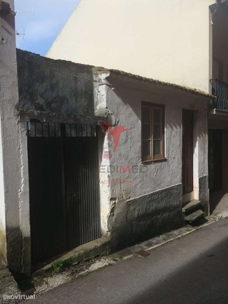 Moradia T2 para restaurar com terreno, Amiais de Baixo - Grande imagem: 4/26