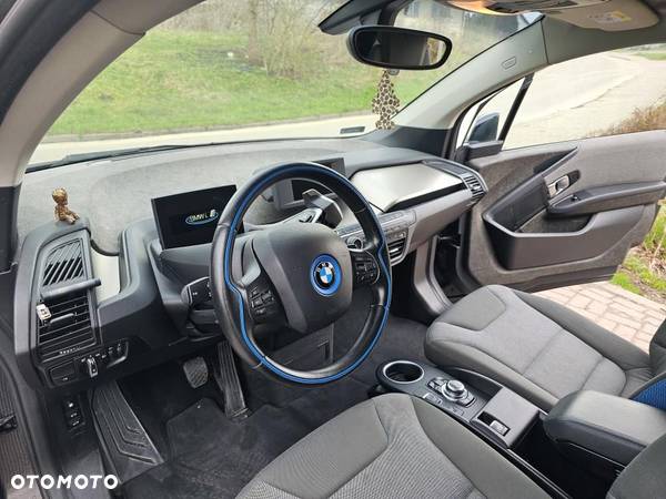 BMW i3 (Range Extender) - 9