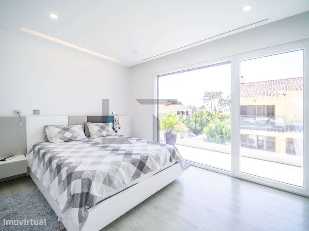 Moradia T4 Smart Home com Piscina, para Venda na Aroeira, Charneca ...-41