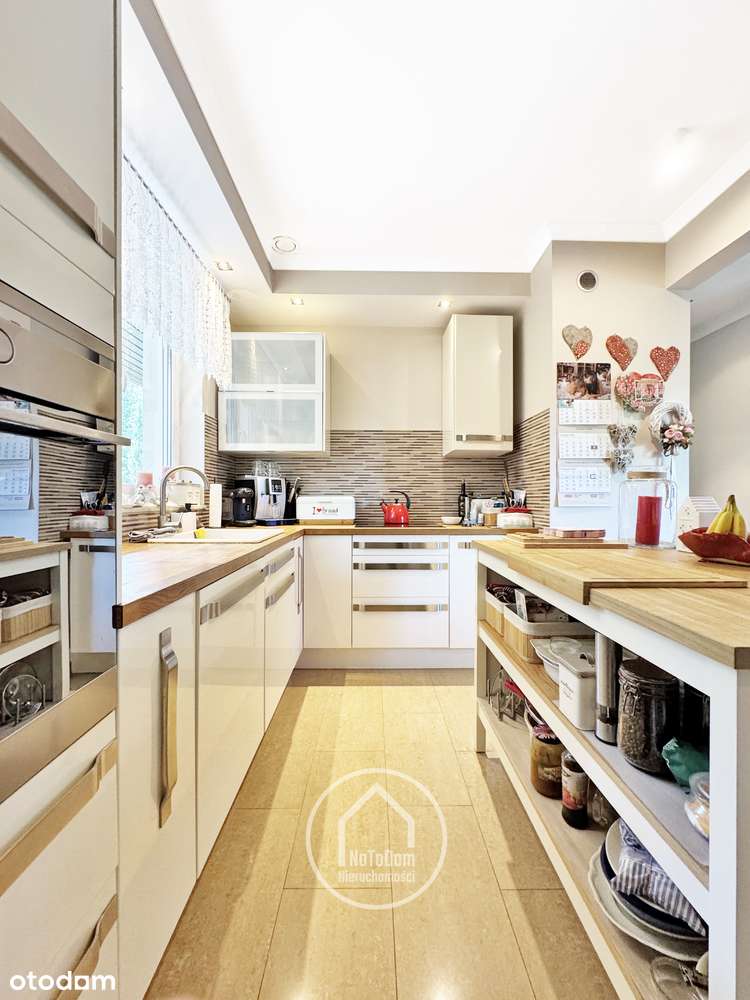 Dom Parterowy na pięknie zagospodarowanej działce w Łosinie-12