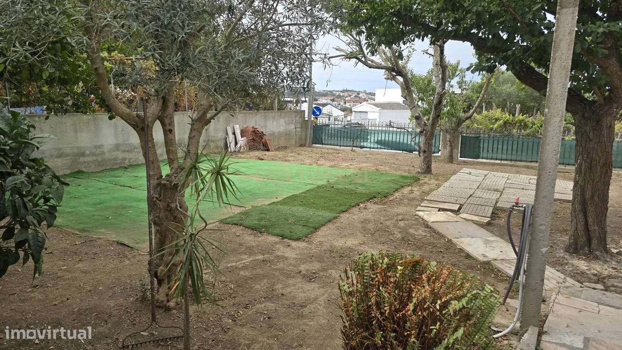 Aconchegante moradia na Caparica, para arrendamento - Grande imagem: 4/9