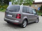 Volkswagen Touran 2.0 TDI DPF Highline - 6