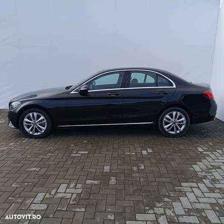 Mercedes-Benz C 220 d 4Matic T 9G-TRONIC - 3