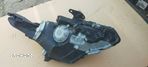 LAMPA L.P TOYOTA AVENSIS T27 09-12 - 3