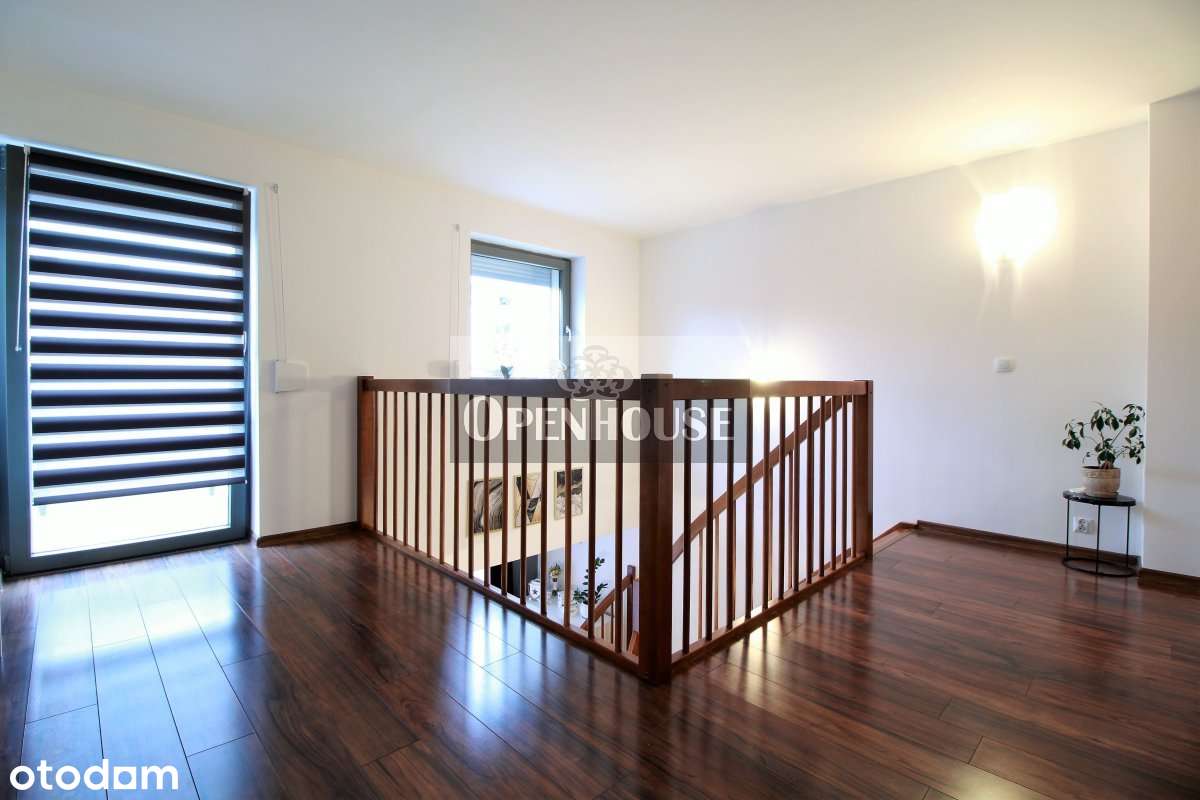 Dwupoziomowe, trzypokojowe mieszkanie na sprzedaż-7