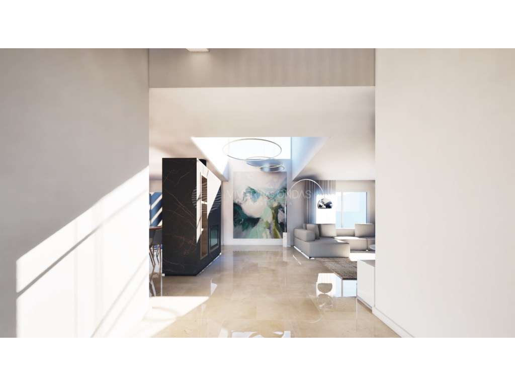 Moradia T4 com 4 Suites, Piscina e Garagem em Belverde, Seixal-4