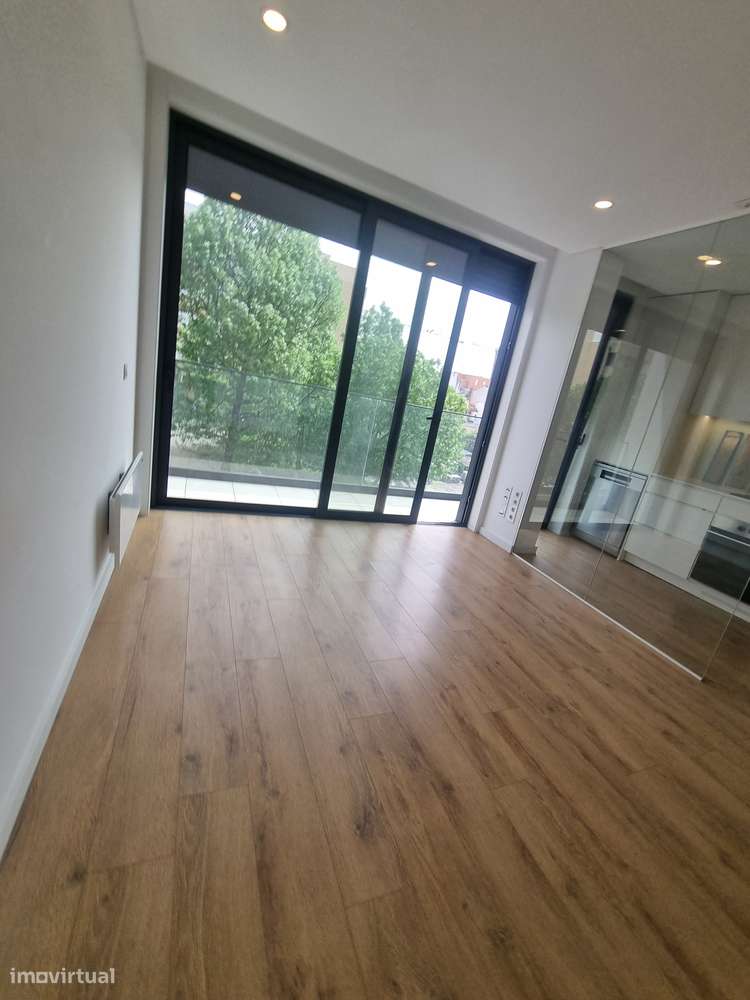 TO C/ Novo - Próximo do Hospital de São João, Pedrouços-5