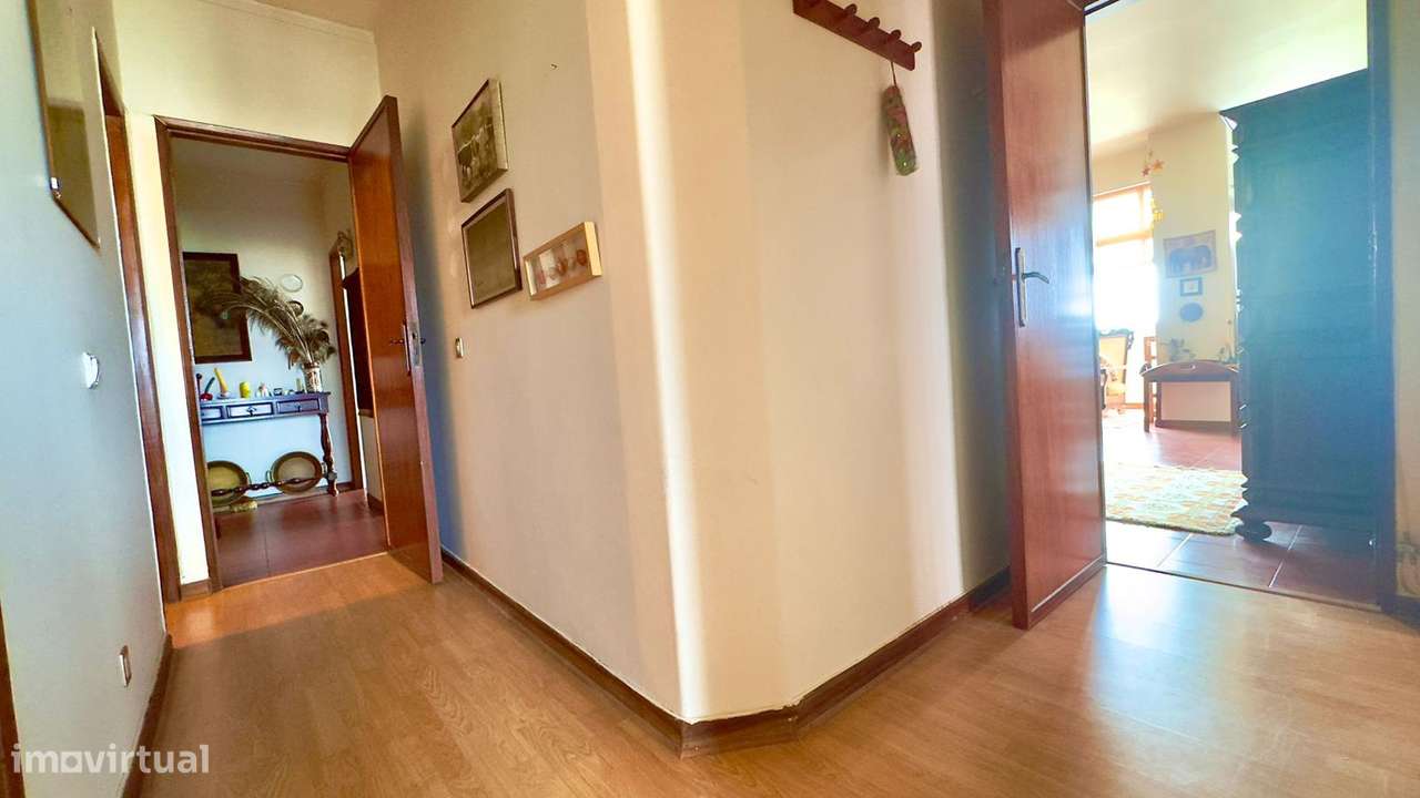 T3 transformado em T2 - vista mar - estacionamento - Torre Soleil-13