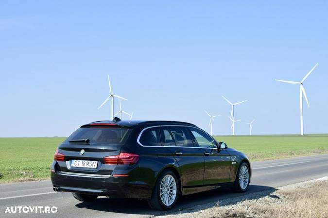 BMW Seria 5 520d Touring Aut. Luxury Line - 19