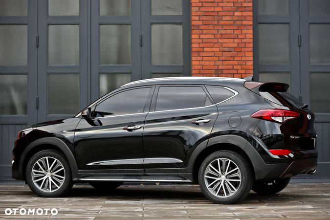 Hyundai Tucson 1.7 CRDI BlueDrive Design 2WD DCT - 33