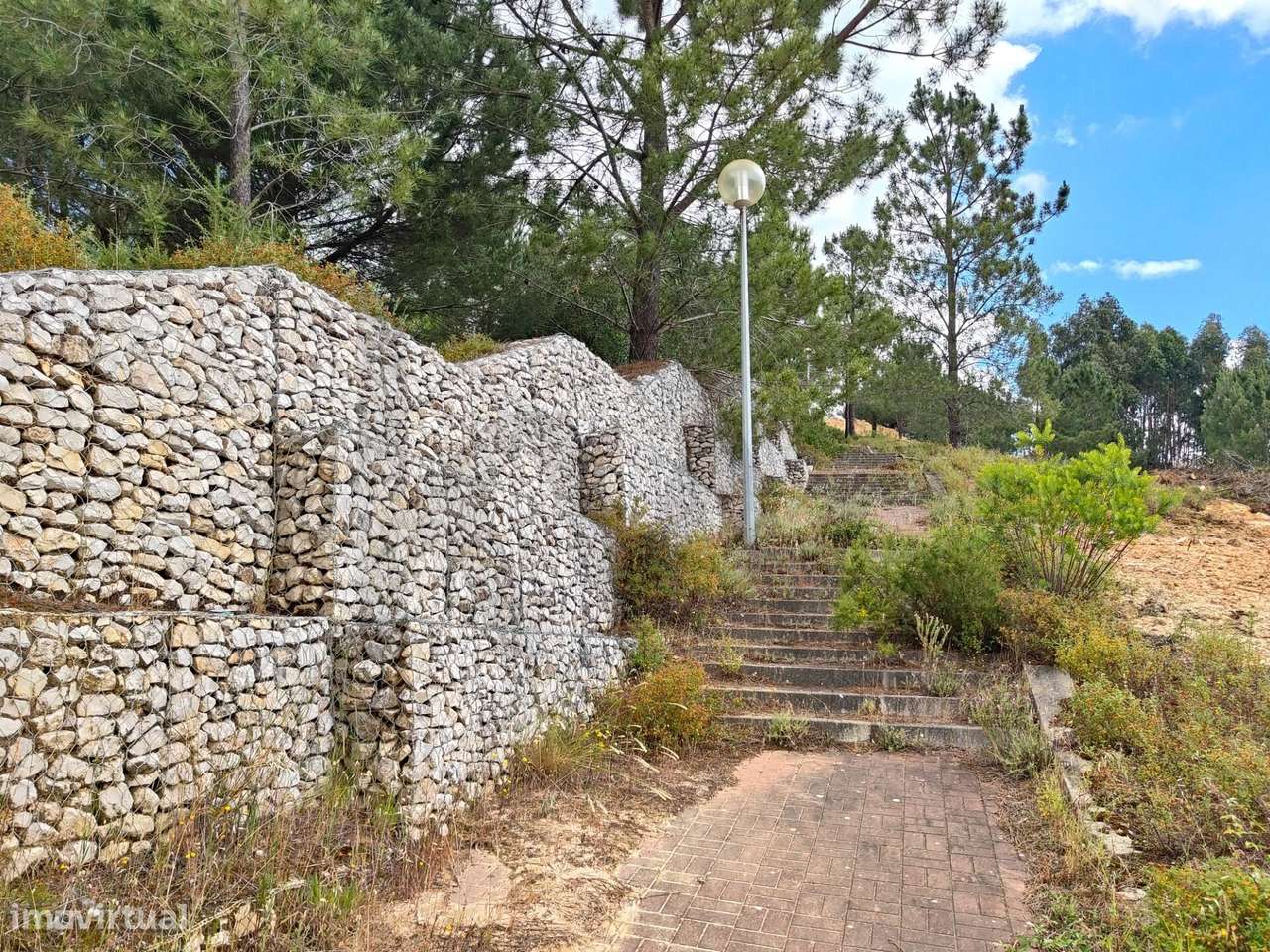 2 Terrenos Urbanos com Vista Panorâmica Ideal para Moradias de Luxo --19