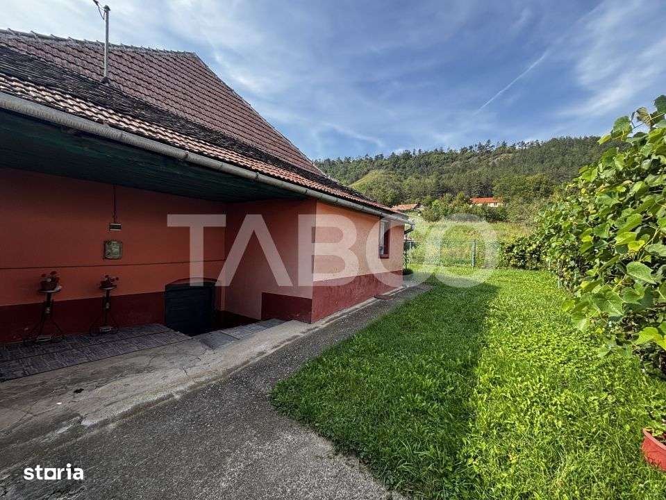 Casa saseasca de vanzare + bonus doua terenuri Seica Mare Sibiu-2