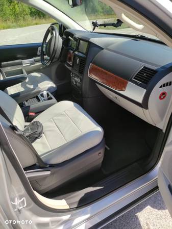 Chrysler Grand Voyager 2.8 CRD Touring - 8