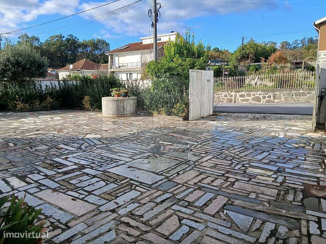 Moradia T2 para venda-10