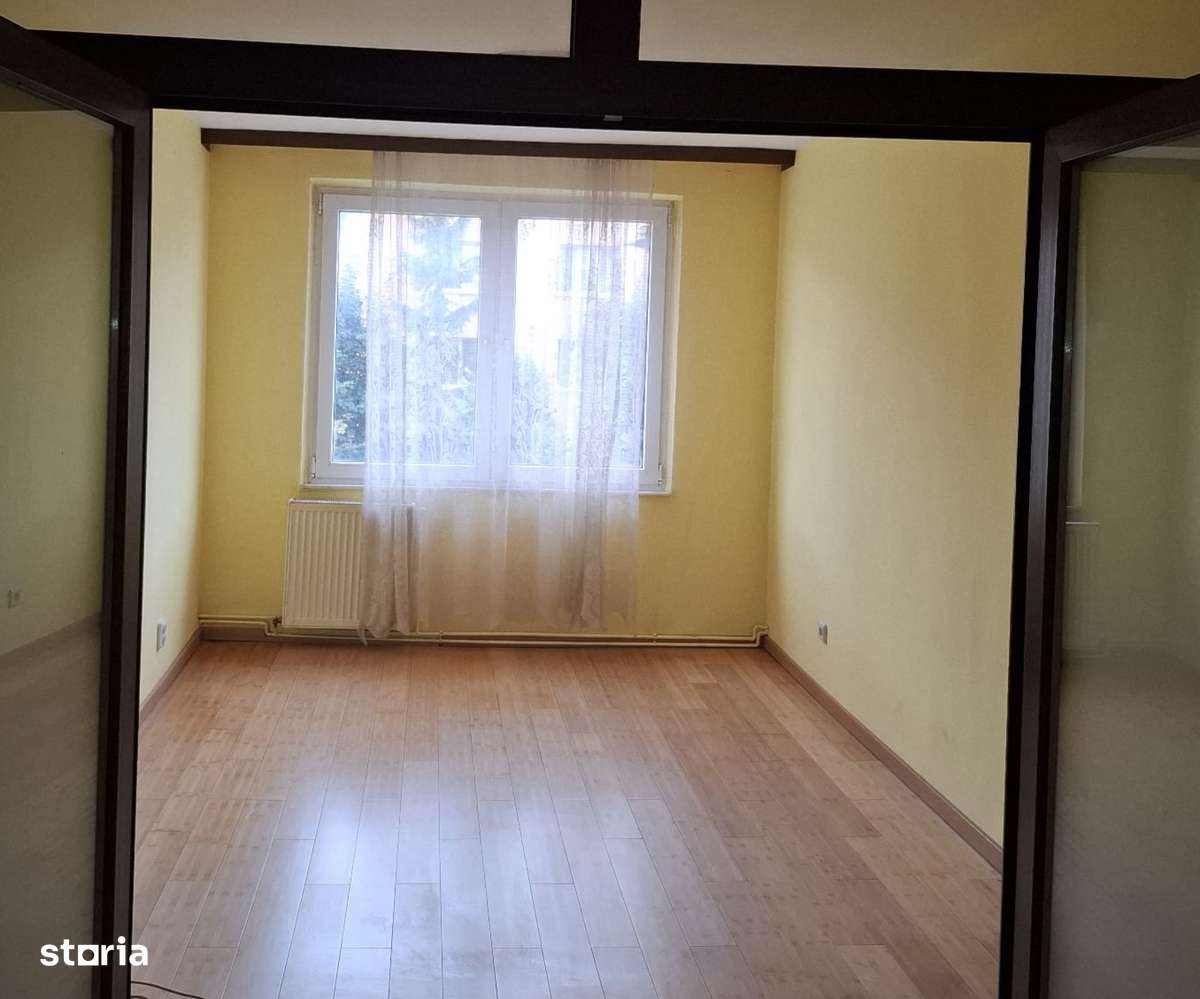 Apartament 4 camere, cartier Noua, 77,30 mp, 2 bai, balcon, etaj 2/4.-5