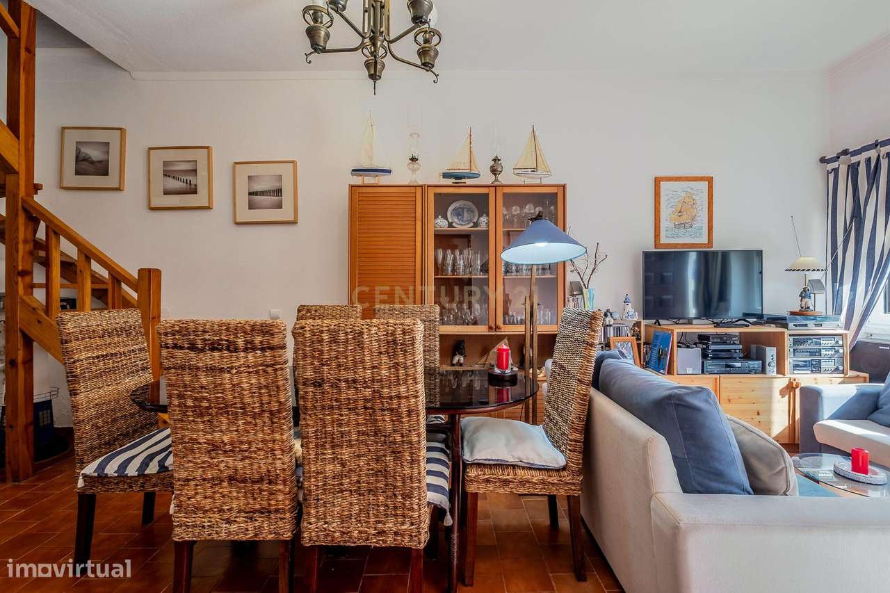 Moradia T4 a 100 metros da praia - Santa Cruz - Grande imagem: 5/31