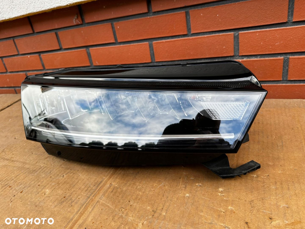 Skoda Octavia IV 2020- lampa prawa full led oryginal EU ladna kompletna - 2