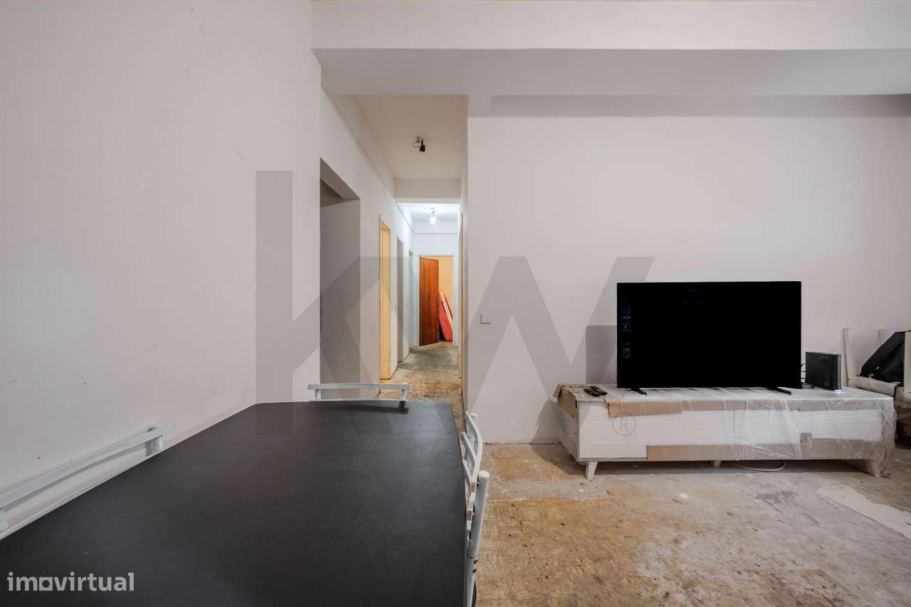 Apartamento T2 em Corroios | 82 m2 | Excelente Oportunidade - Grande imagem: 3/24