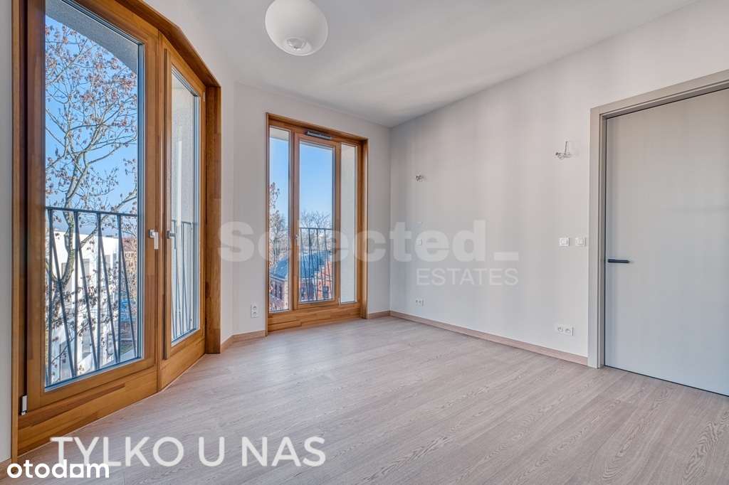 Przestronny apartament na ostatnim piętrze-8