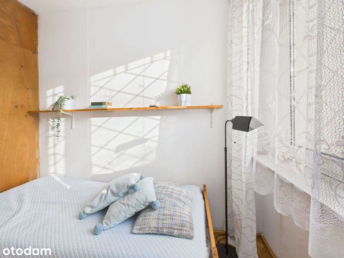 Jasne kompaktowe mieszkanie z widną kuchnią-19