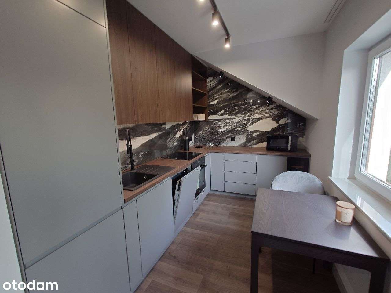 Przestronne mieszkanie w spokojnej okolicy. - Pełny obrazek: 4/16