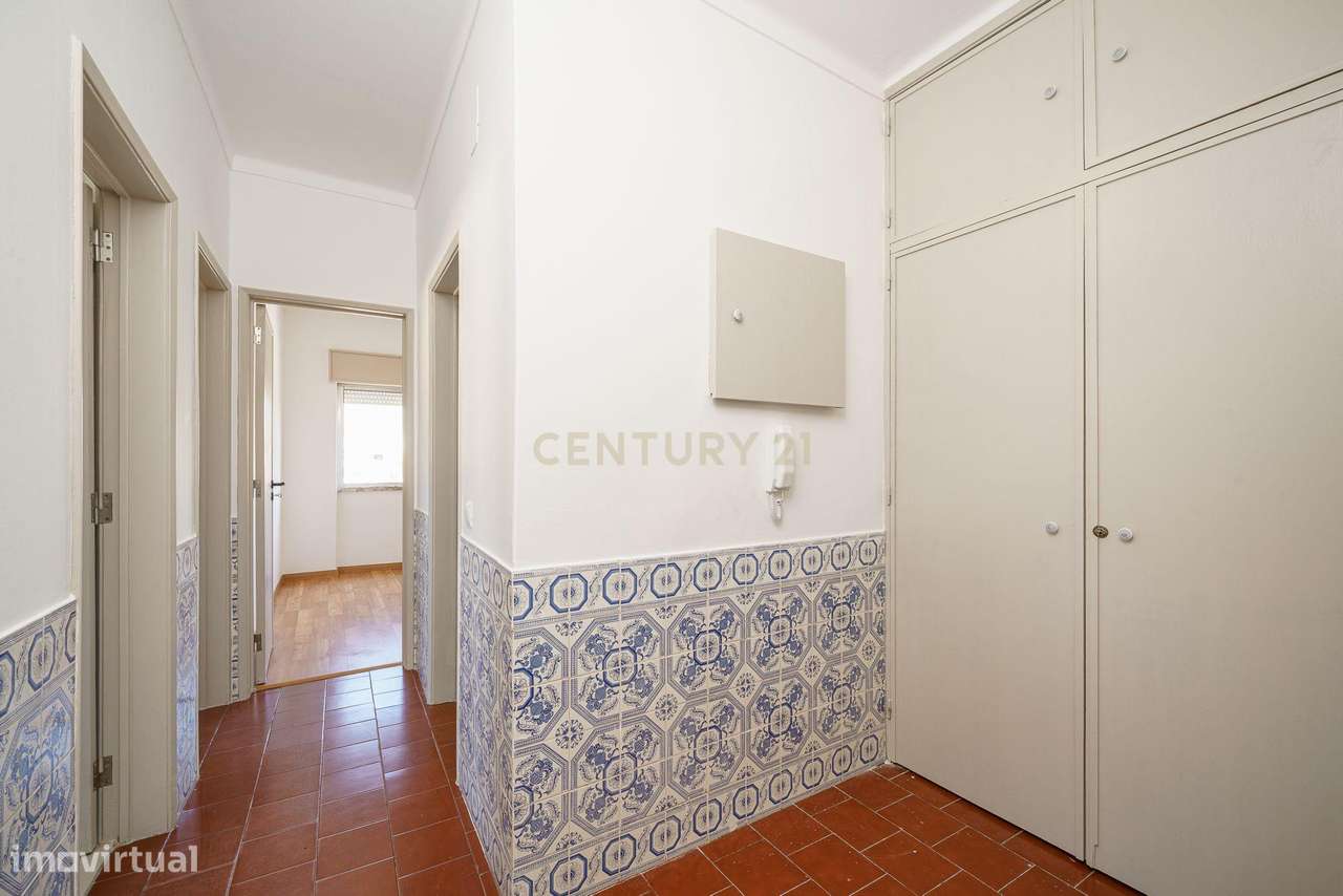 Apartamento T2 em Setúbal – Excelente Oportunidade-6