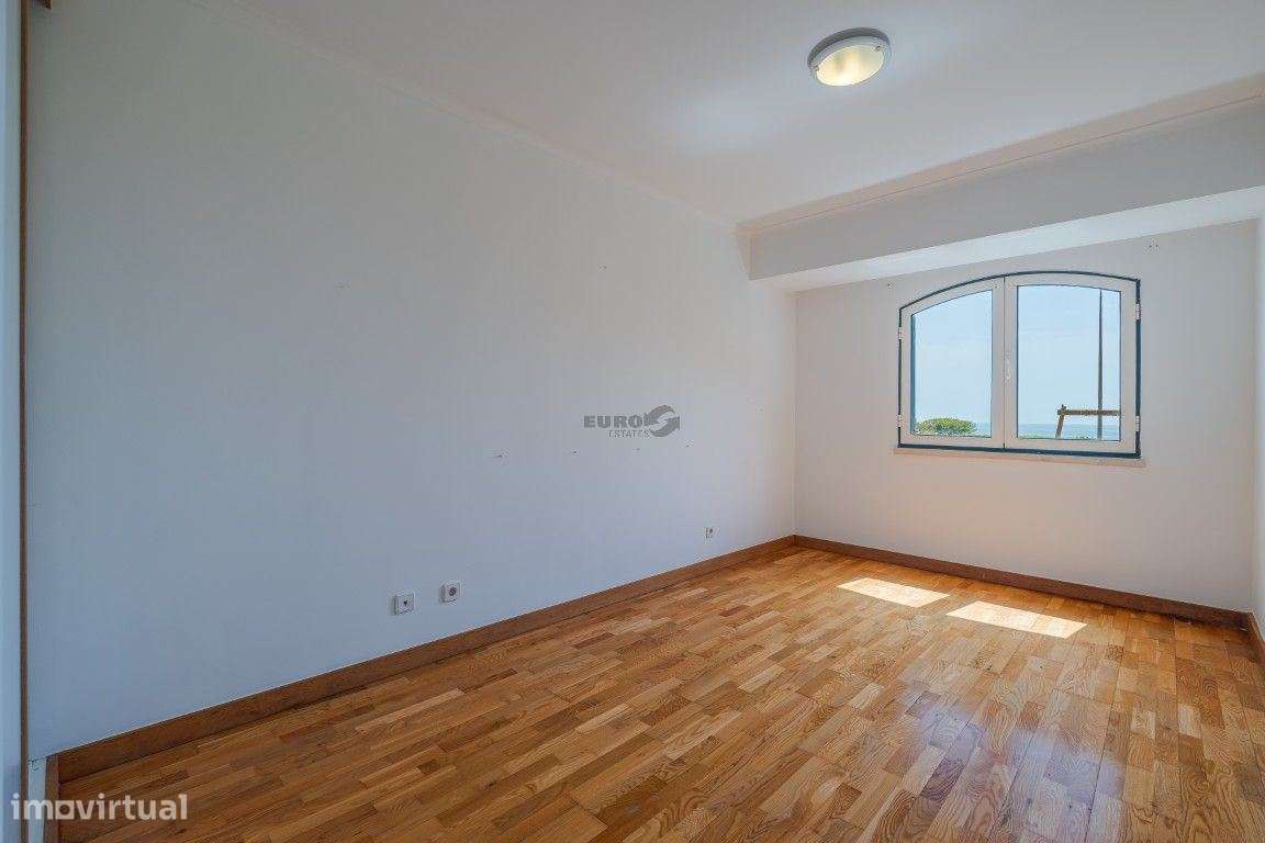 Elegante T1 com Vista Mar no Condomínio Britânia, Jardins e Piscina-6