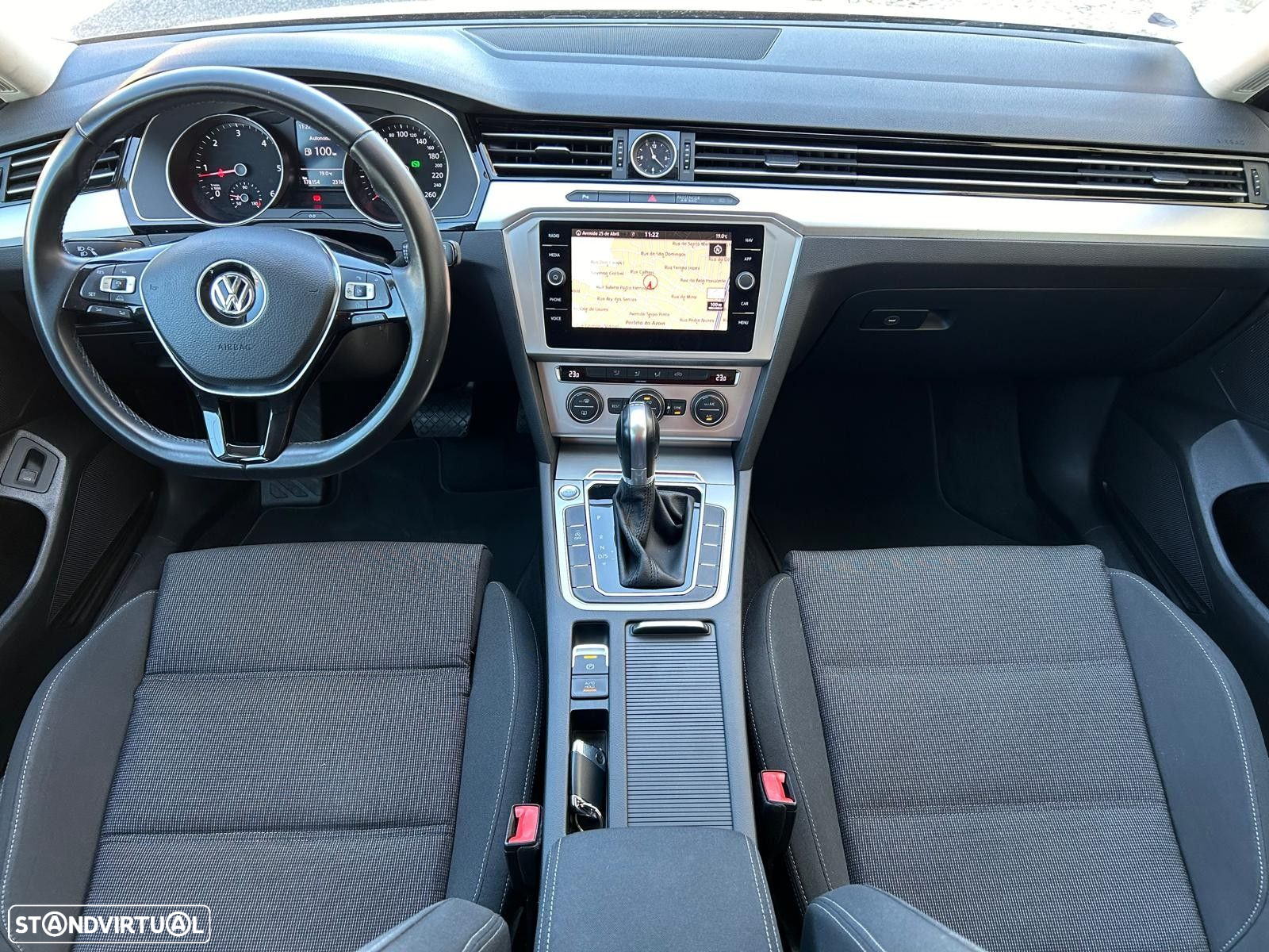 VW Passat Variant 2.0 TDi Confortline DSG - 8