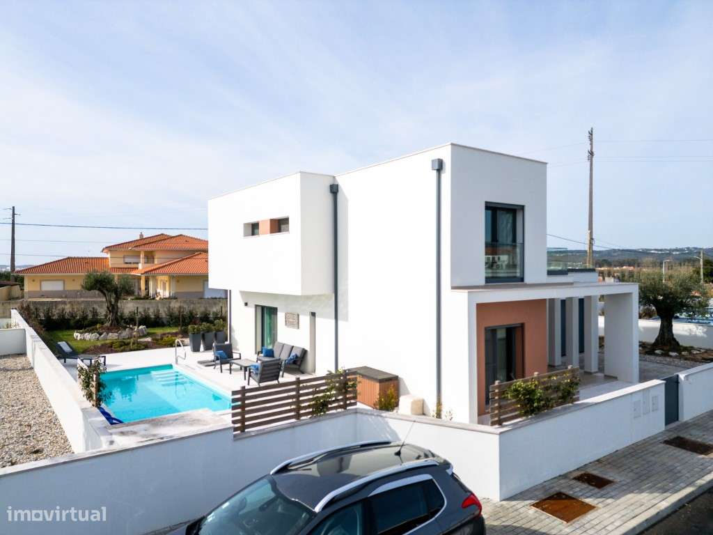 Moradia V4 com piscina aquecida, jardim e garagem em Alfeizerão (Co...-34