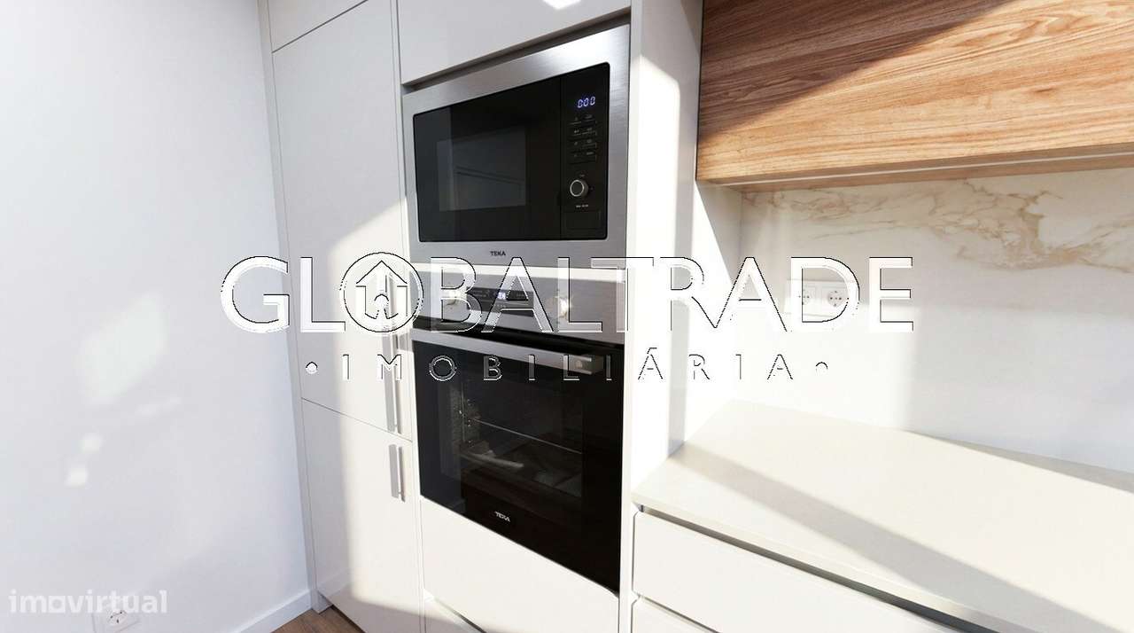 Apartamento T2 Renovado & Equipado em Matosinhos-4