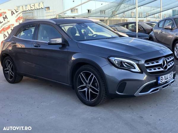 Mercedes-Benz GLA - 3