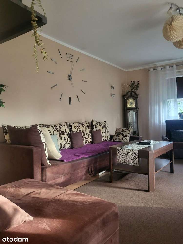 Piękny dom z dużą działką w Ostrowcu Świętokrzyski-13