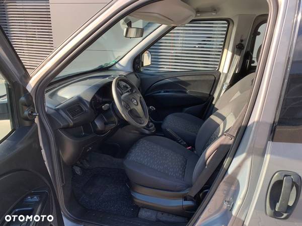 Opel Combo - 9