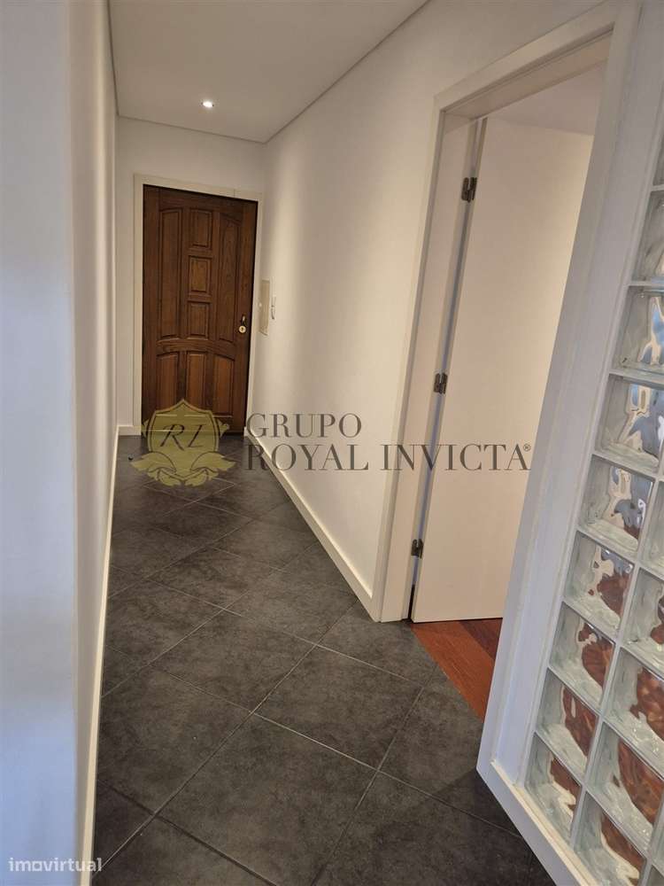 Magnifico apartamento T3+1 de Elevado Conforto em Montes Burgos - Grande imagem: 5/34