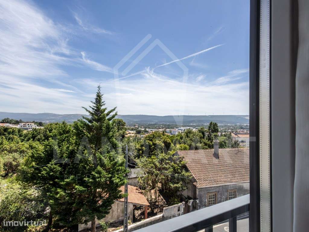 Apartamento T3 Duplex, Centro de Turquel-34