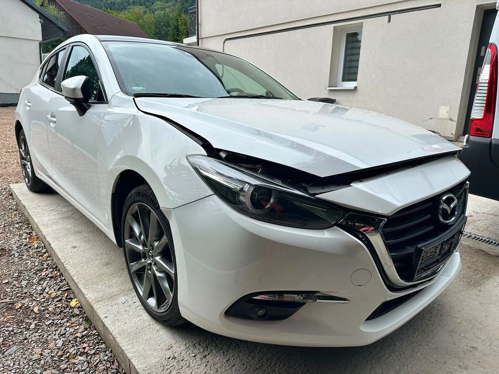 Mazda 3 III (2013-) SKYACTIV-G 120 Signature+ 2018
