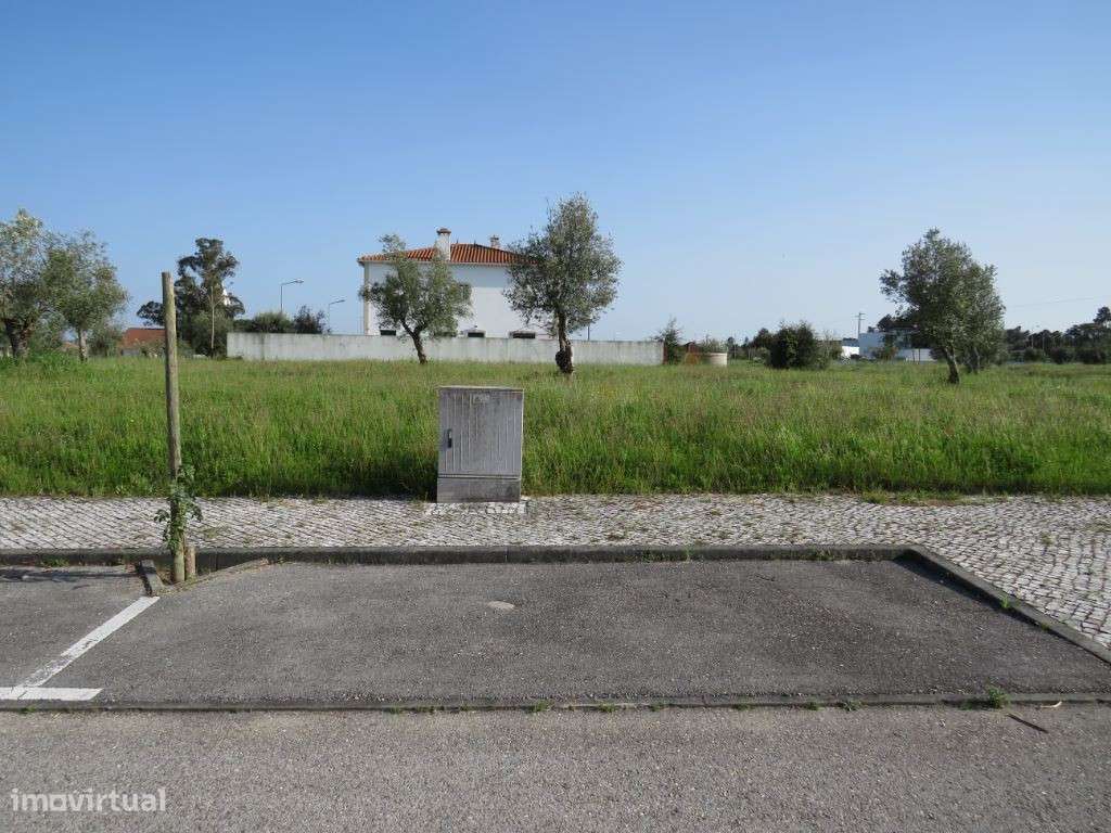 Lote para Moradia - Grande imagem: 2/4