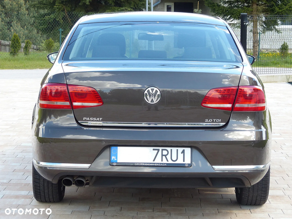 Volkswagen Passat 2.0 TDI Comfortline - 7