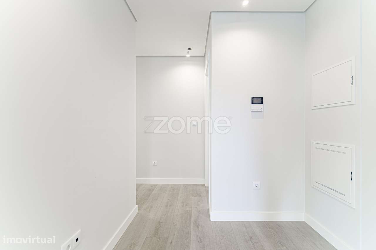 Fabuloso T3 novo a estrear, com varanda e vista rio-11