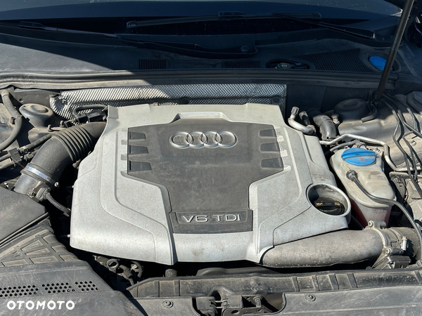 Audi A4 3.0 TDI Quattro Tiptronic - 32