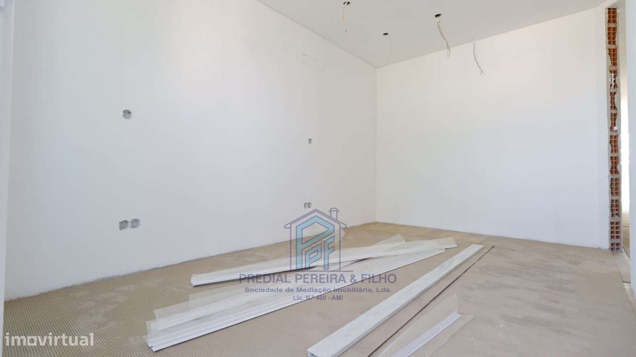 Apartamento T2 Novo - Rio Tinto /  Centro/Junto Continente e Lidl-23