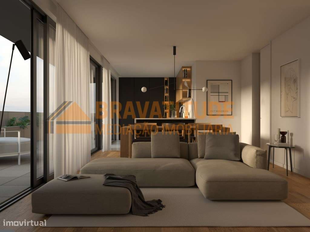 T2 EM CONSTRUÇÃO NO CENTRO DO PORTO - Grande imagem: 4/8